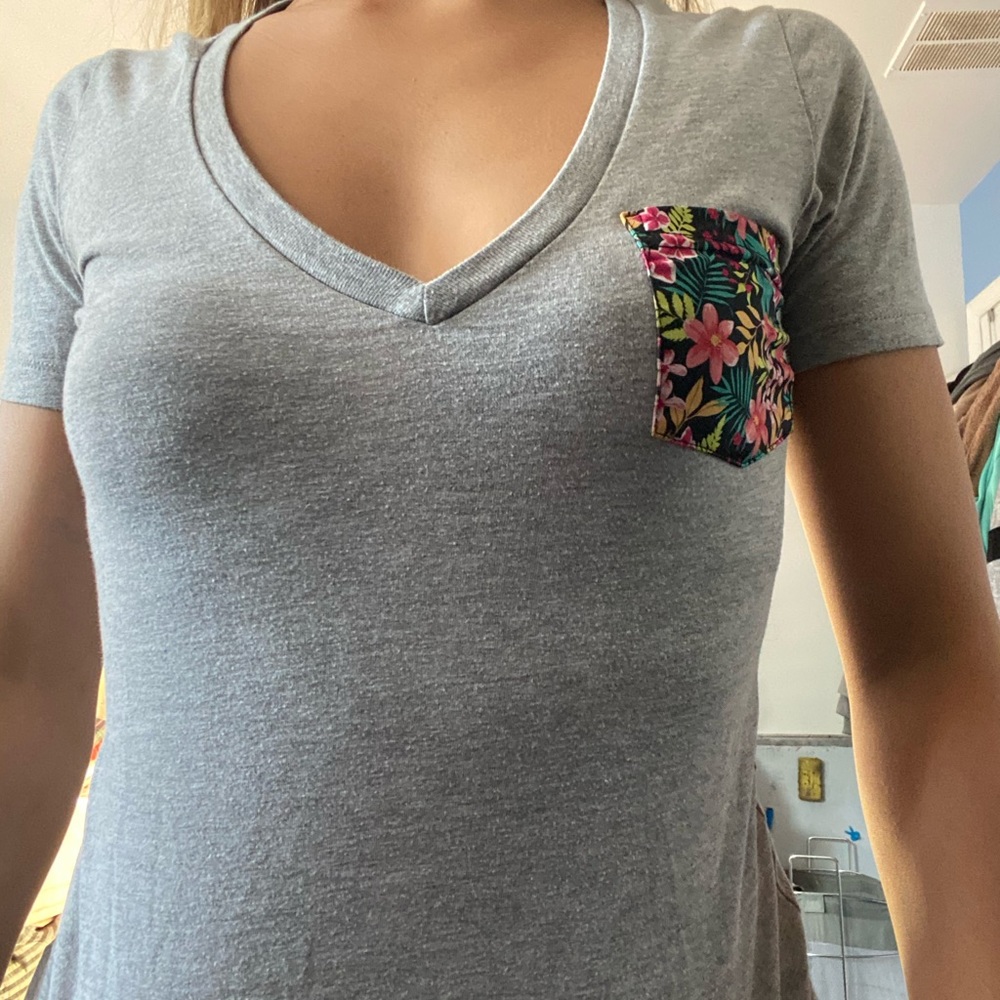 Graphic v-neck